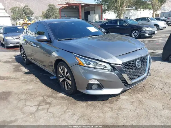 1N4BL4EV3KC131040 2019 NISSAN ALTIMA - Image 1