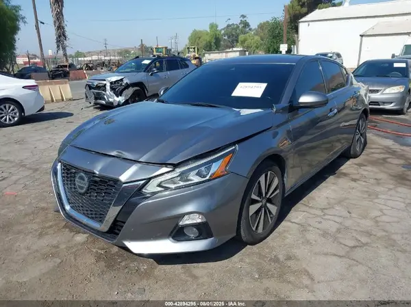 1N4BL4EV3KC131040 2019 NISSAN ALTIMA - Image 2