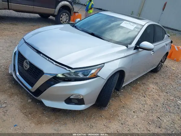 1N4BL4EV3KC217870 2019 NISSAN ALTIMA - Image 2