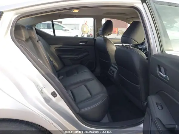 1N4BL4EV3KC246527 2019 NISSAN ALTIMA - Image 8