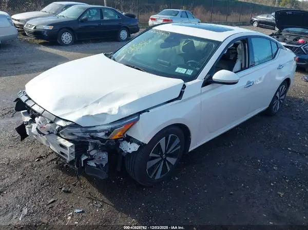 1N4BL4EV3LC228398 2020 NISSAN ALTIMA - Image 2