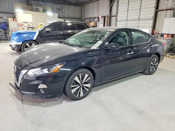 1N4BL4EV3LC237165 2020 NISSAN ALTIMA - Image 1