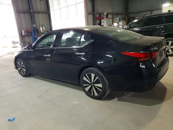1N4BL4EV3LC237165 2020 NISSAN ALTIMA - Image 2