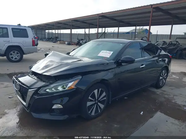 1N4BL4EV3LC280274 2020 NISSAN ALTIMA - Image 2