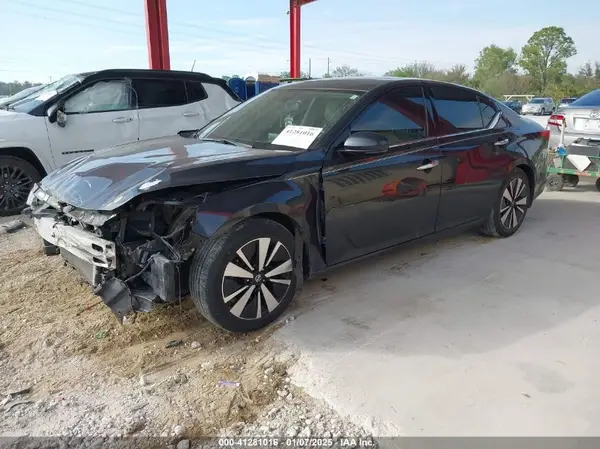 1N4BL4EV3LN318428 2020 NISSAN ALTIMA - Image 2