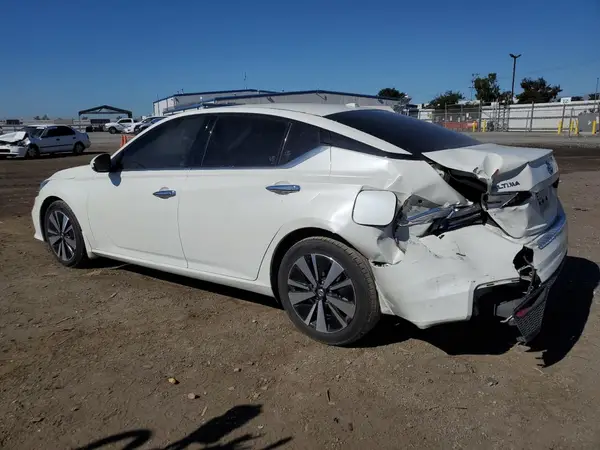 1N4BL4EV3MN300982 2021 NISSAN ALTIMA - Image 2