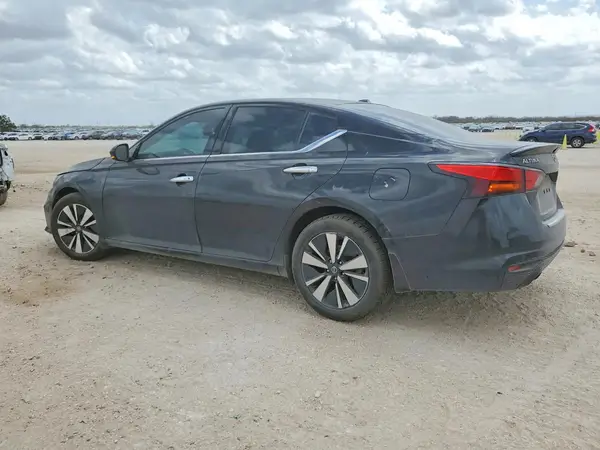 1N4BL4EV3MN301145 2021 NISSAN ALTIMA - Image 2