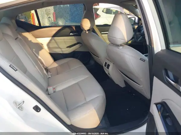 1N4BL4EV3MN301565 2021 NISSAN ALTIMA - Image 8