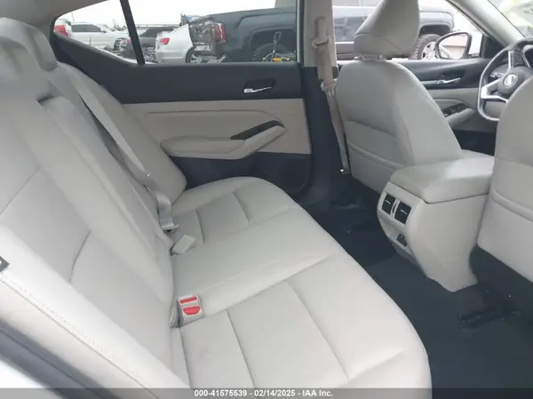 1N4BL4EV3MN334758 2021 NISSAN ALTIMA - Image 8