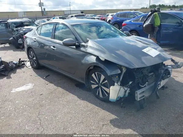 1N4BL4EV3MN361684 2021 NISSAN ALTIMA - Image 1