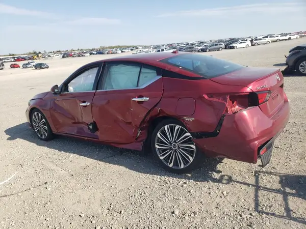 1N4BL4EV3PN329595 2023 NISSAN ALTIMA - Image 2