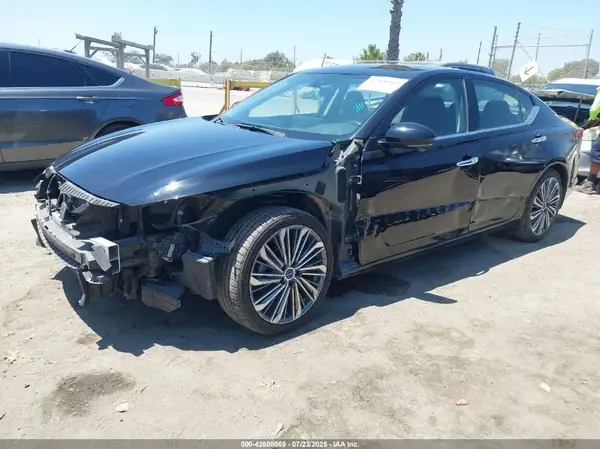 1N4BL4EV3PN334571 2023 NISSAN ALTIMA - Image 2