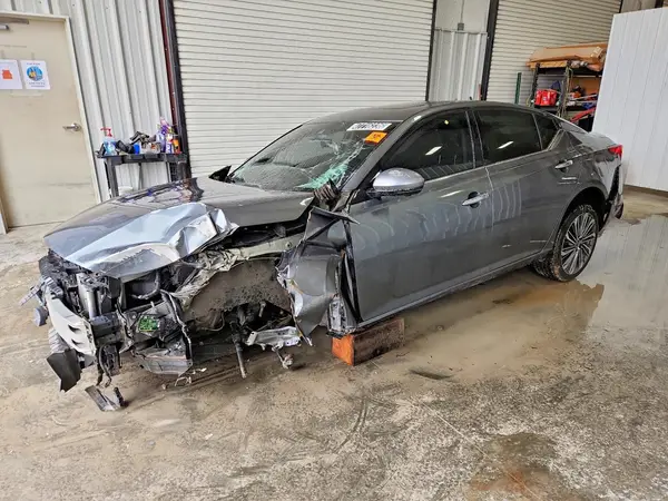 1N4BL4EV3PN364153 2023 NISSAN ALTIMA - Image 1