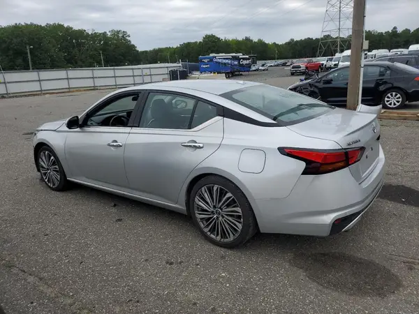 1N4BL4EV3PN371667 2023 NISSAN ALTIMA - Image 2