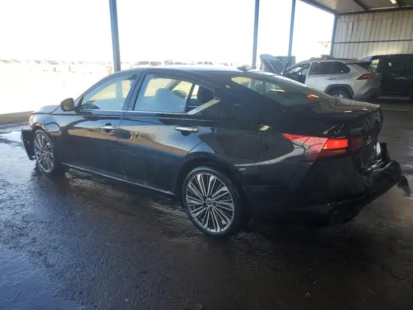1N4BL4EV3PN383334 2023 NISSAN ALTIMA - Image 2