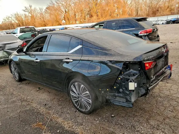 1N4BL4EV3PN407597 2023 NISSAN ALTIMA - Image 2