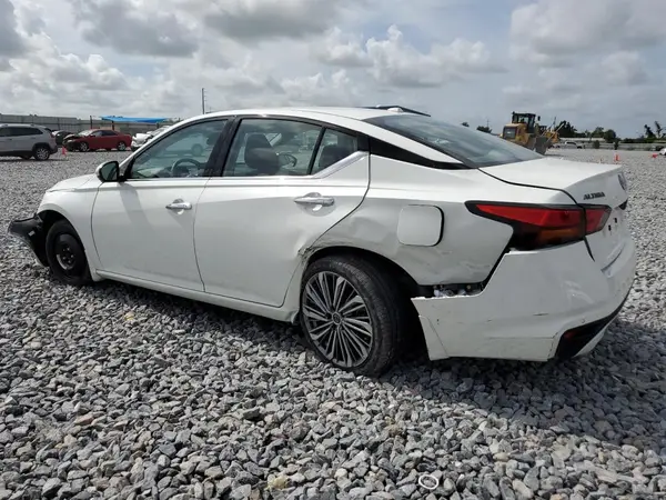 1N4BL4EV3RN302917 2024 NISSAN ALTIMA - Image 2