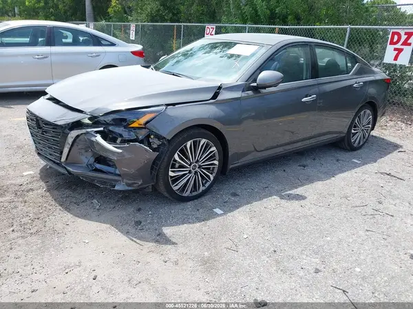 1N4BL4EV3SN309937 2025 NISSAN ALTIMA - Image 2