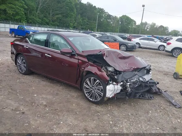 1N4BL4EV3SN381401 2025 NISSAN ALTIMA - Image 1