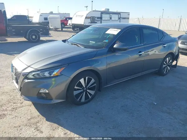 1N4BL4EV4KC119544 2019 NISSAN ALTIMA - Image 2