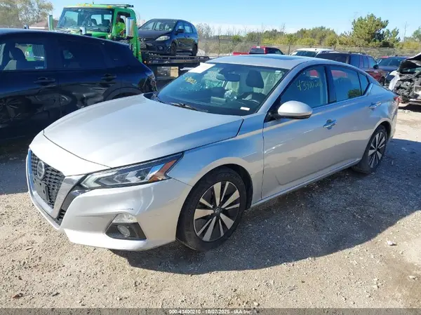 1N4BL4EV4KC164421 2019 NISSAN ALTIMA - Image 2
