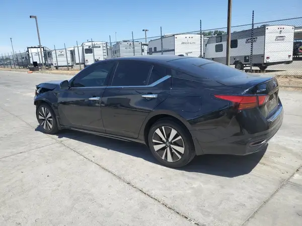 1N4BL4EV4KC186435 2019 NISSAN ALTIMA - Image 2