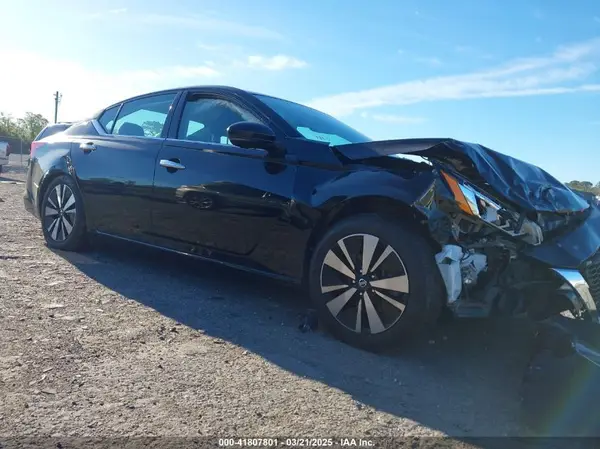 1N4BL4EV4KC207767 2019 NISSAN ALTIMA - Image 1
