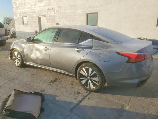1N4BL4EV4KC208644 2019 NISSAN ALTIMA - Image 2
