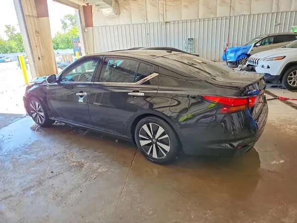 1N4BL4EV4KC209180 2019 NISSAN ALTIMA - Image 2