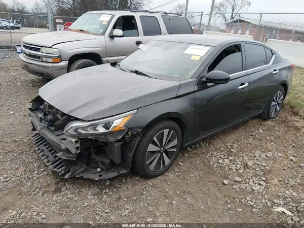 1N4BL4EV4KC216940 2019 NISSAN ALTIMA - Image 2