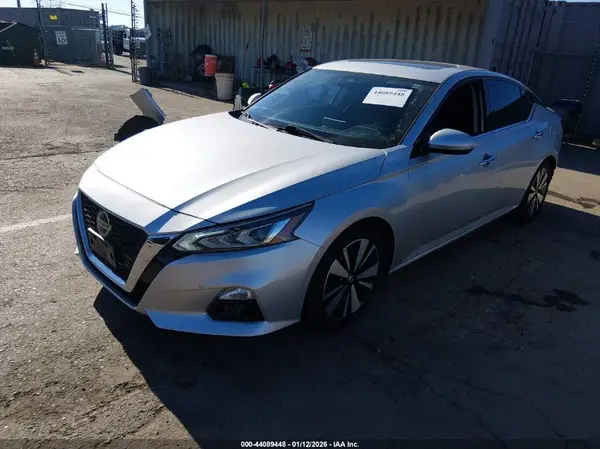 1N4BL4EV4KC241742 2019 NISSAN ALTIMA - Image 2