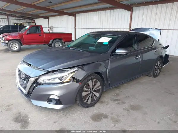1N4BL4EV4KC245385 2019 NISSAN ALTIMA - Image 2