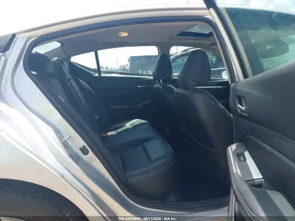 1N4BL4EV4KC256855 2019 NISSAN ALTIMA - Image 8