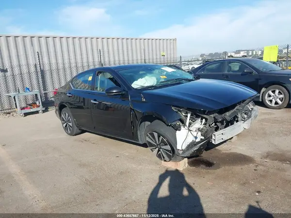 1N4BL4EV4LC129363 2020 NISSAN ALTIMA - Image 1