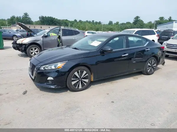 1N4BL4EV4LC149015 2020 NISSAN ALTIMA - Image 2