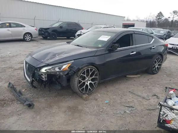 1N4BL4EV4LC159723 2020 NISSAN ALTIMA - Image 2