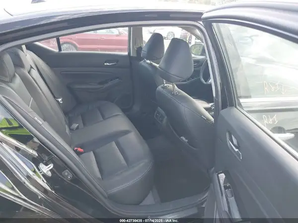 1N4BL4EV4MN349754 2021 NISSAN ALTIMA - Image 8