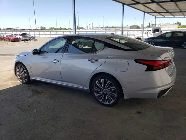 1N4BL4EV4RN333741 2024 NISSAN ALTIMA - Image 2