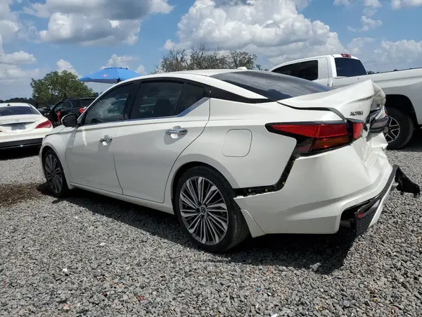 1N4BL4EV4RN386505 2024 NISSAN ALTIMA - Image 2