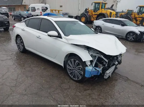 1N4BL4EV4RN434097 2024 NISSAN ALTIMA - Image 1