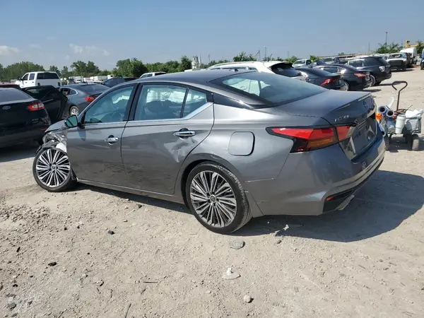 1N4BL4EV4RN437498 2024 NISSAN ALTIMA - Image 2
