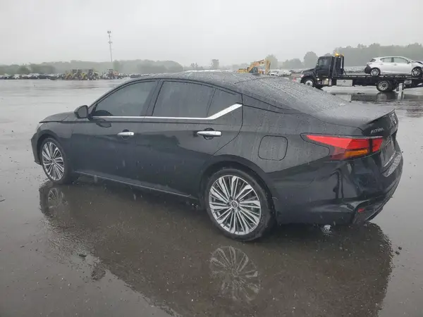 1N4BL4EV4SN317660 2025 NISSAN ALTIMA - Image 2