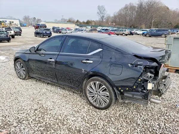 1N4BL4EV4SN408198 2025 NISSAN ALTIMA - Image 2