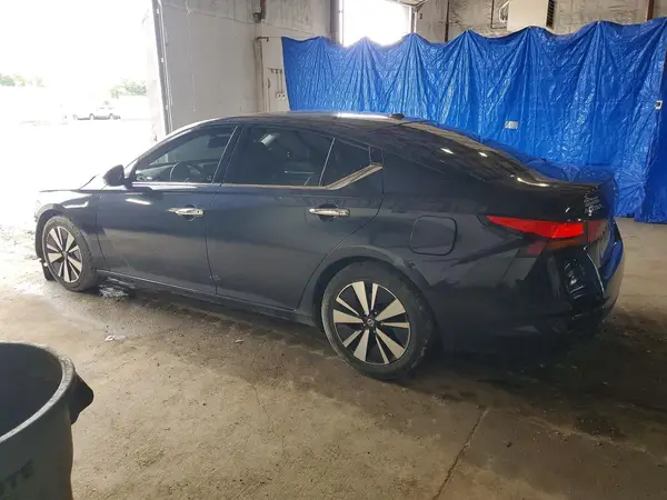 1N4BL4EV5KC117799 2019 NISSAN ALTIMA - Image 2