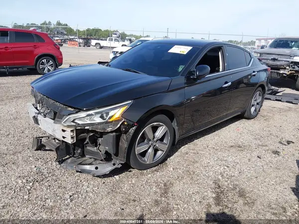 1N4BL4EV5KC123716 2019 NISSAN ALTIMA - Image 2