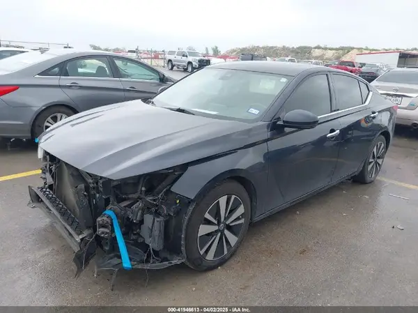 1N4BL4EV5KC129242 2019 NISSAN ALTIMA - Image 2