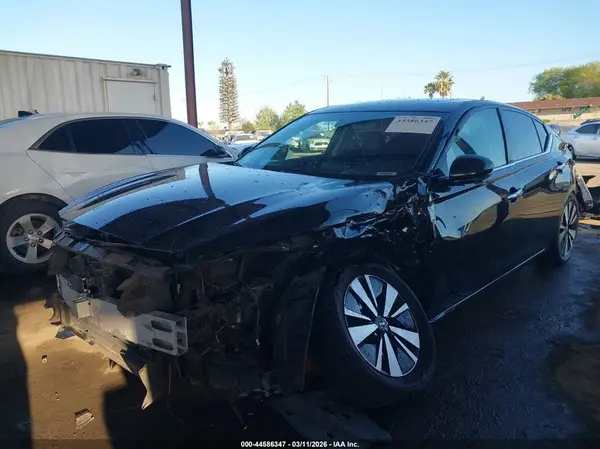1N4BL4EV5KC147692 2019 NISSAN ALTIMA - Image 2