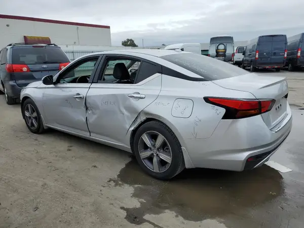 1N4BL4EV5KC154982 2019 NISSAN ALTIMA - Image 2