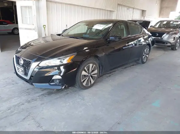 1N4BL4EV5KC209060 2019 NISSAN ALTIMA - Image 2