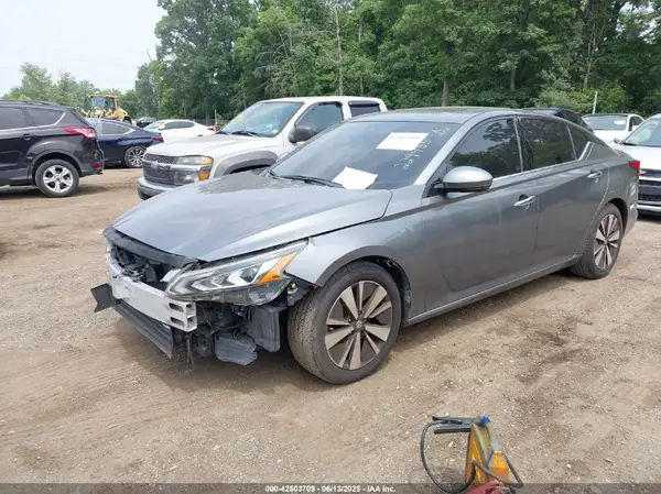 1N4BL4EV5KC229485 2019 NISSAN ALTIMA - Image 2
